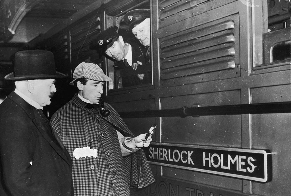 Podcast: On detective fiction